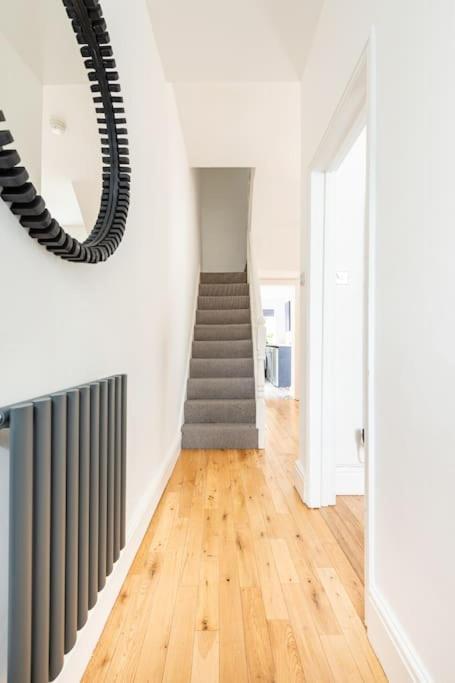 Penarth Townhouse Close To Cardiff & Bay Экстерьер фото